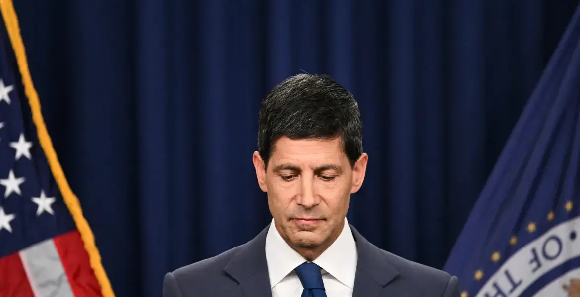 Wall Street thought the Powell hike was over. Now Kevin Warsh has his ‘back against the wall’
