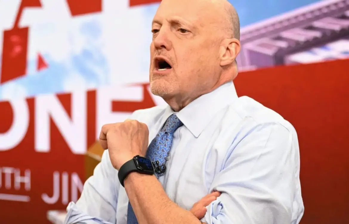 Bet on the Giants: Why Jim Cramer Favors Blue Chips for the AI Era