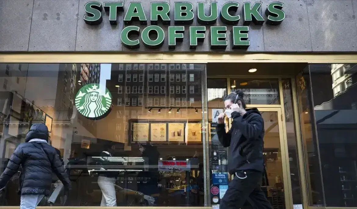 Coffee Giant Quashes Rumors of Burrito Empire Merger