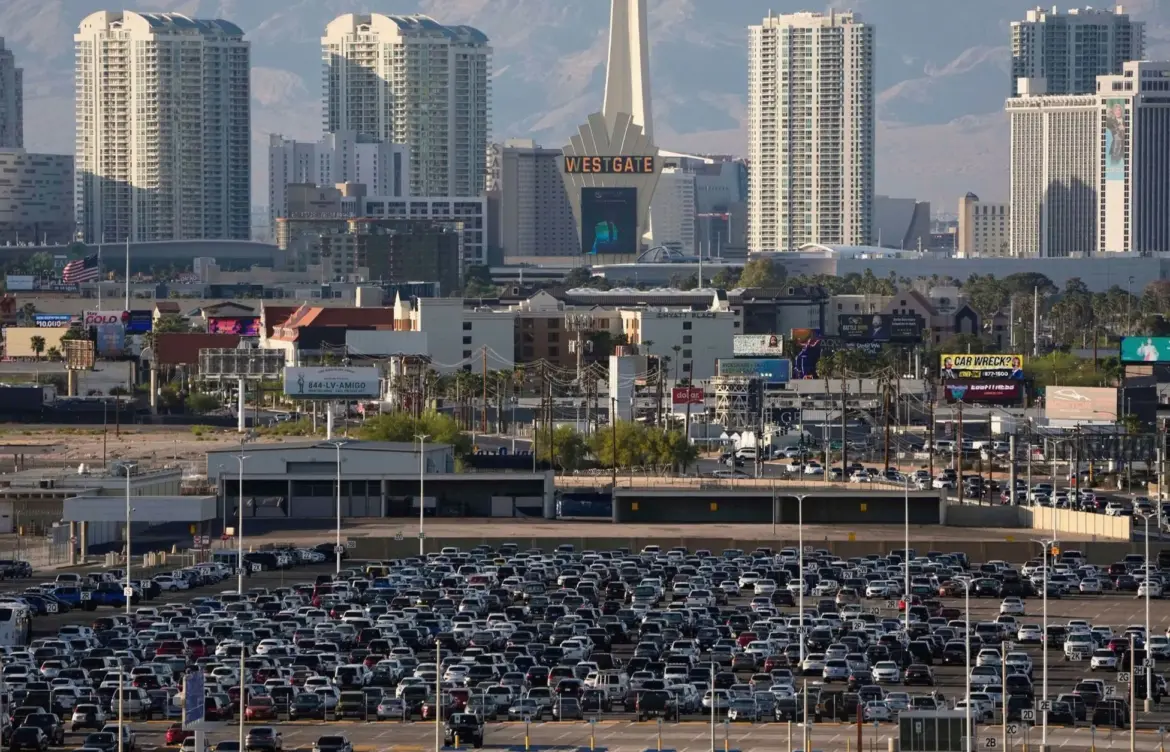 Midair Hijacking Threat Forces Emergency Return to Las Vegas